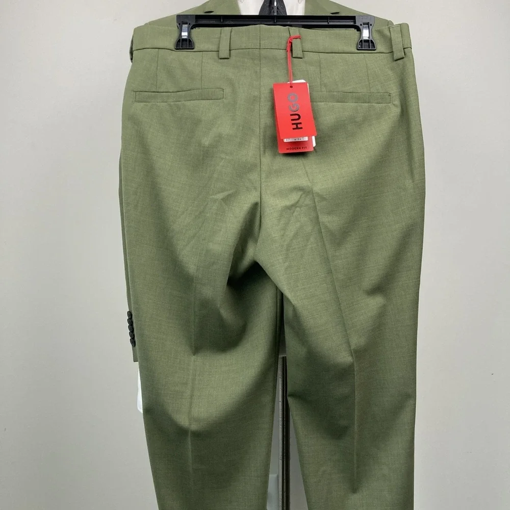 HUGO by Hugo Boss Mens Modern fit 2-pc Suit Jacket 36S 32W 30L Olive Green